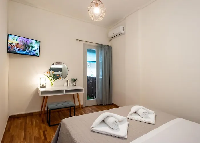 Relax Apartment Under Acropolis