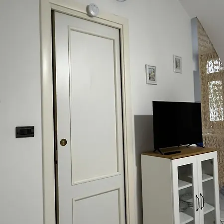 Relax Apartment Under Acropolis Athens Exterior photo